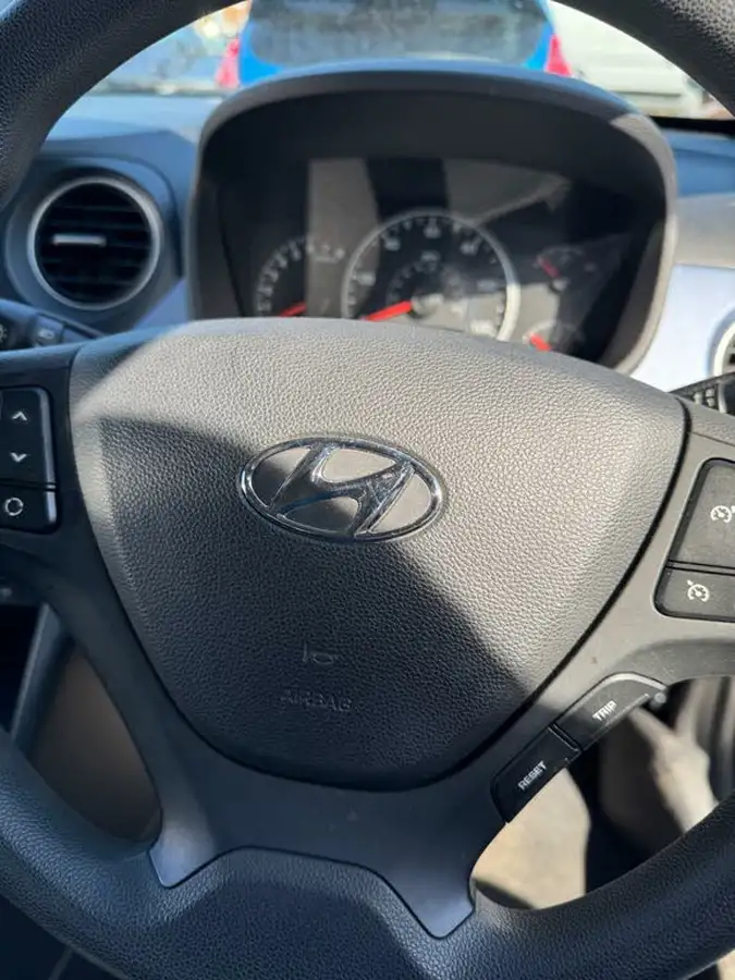 2015-hyundai-i10-12-se-big-5