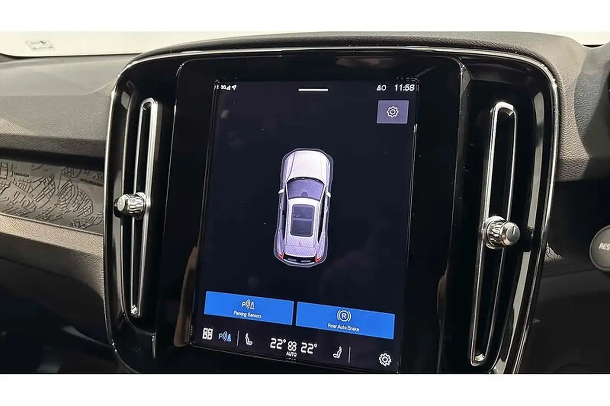 2023-volvo-xc40-e-twin-recharge-core-big-34