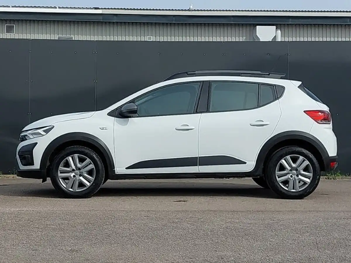 2023-dacia-sandero-stepway-10-tce-expression-90bhp-big-3