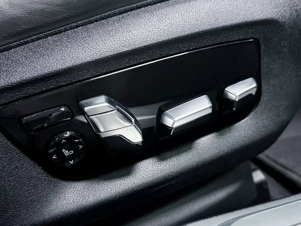 2022-bmw-7-series-30-745e-m-sport-big-21
