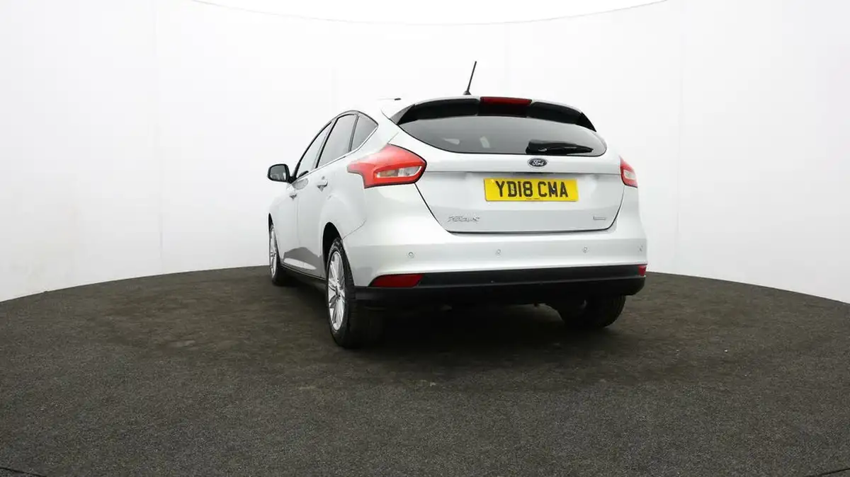 2018-ford-focus-10t-zetec-edition-125ps-hatchback-auto-big-71