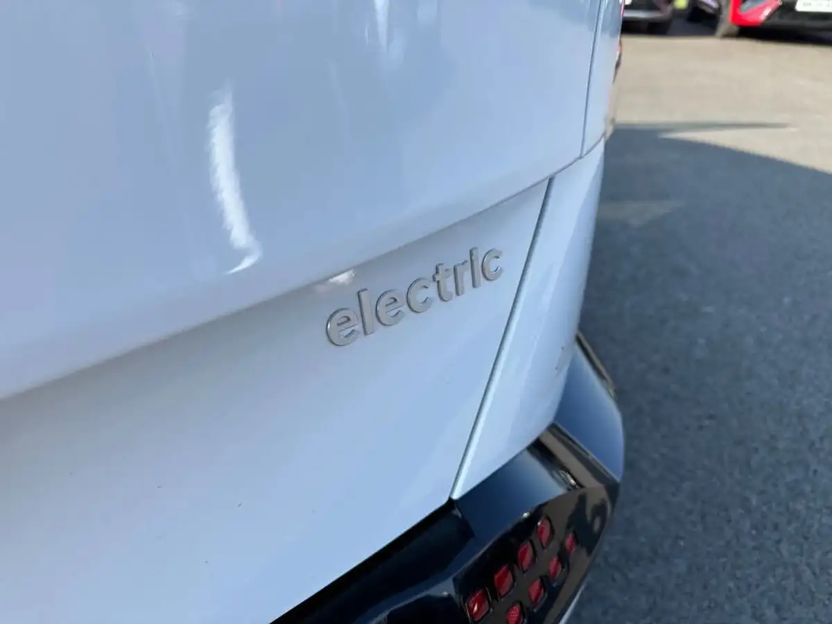 2024-hyundai-kona-e-ultimate-218ps-65kwh-big-21