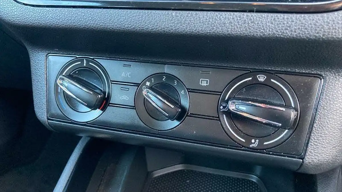 2019-skoda-scala-10-tsi-se-115ps-big-22