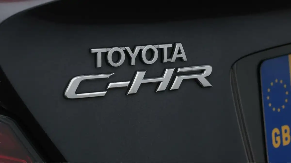 2019-toyota-c-hr-18-vvt-i-dynamic-big-21