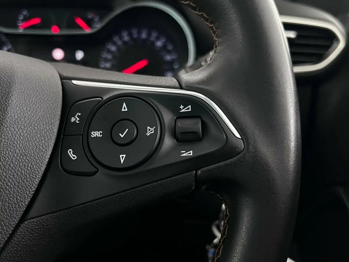 2020-vauxhall-crossland-x-12-elite-nav-130ps-turbo-auto-big-18