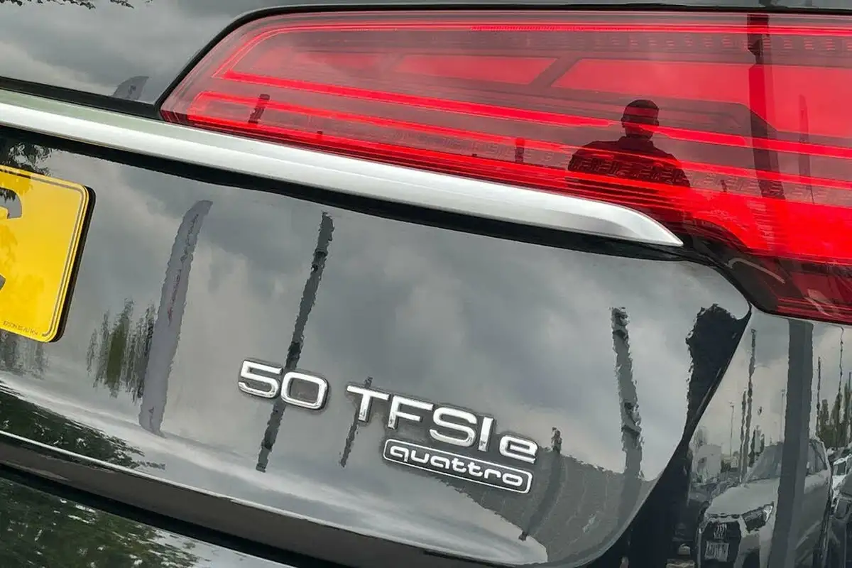 2021-audi-q5-20-50-tfsi-e-s-line-station-wagon-big-14