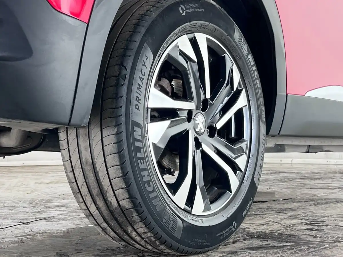 2021-peugeot-2008-suv-12-puretech-allure-100bhp-big-8