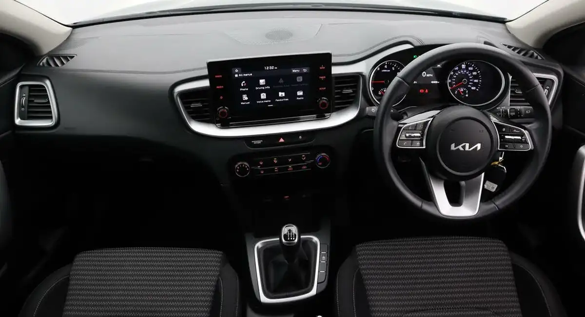 2022-kia-xceed-10-t-gdi-2-big-13