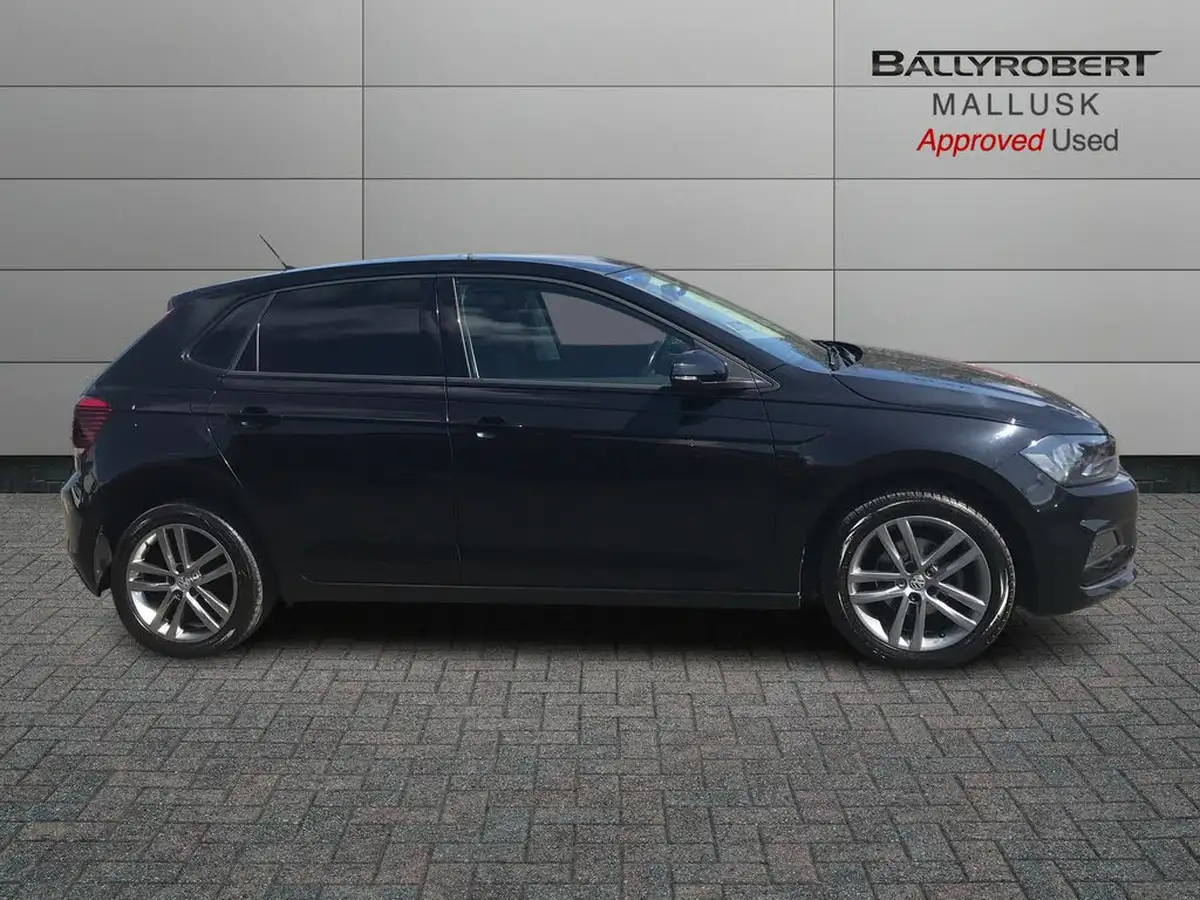 2018-volkswagen-polo-10-se-65ps-big-8