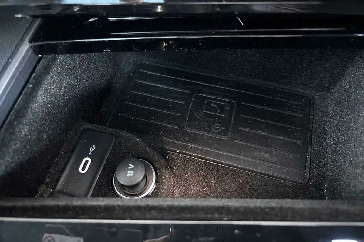 2020-volkswagen-touareg-30tdi-black-edition-286ps-big-26
