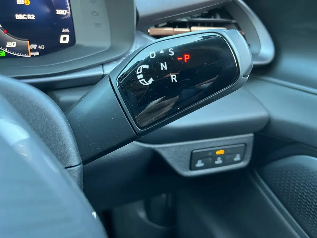 2025-cupra-terramar-15-e-hybrid-vz-first-edition-big-29