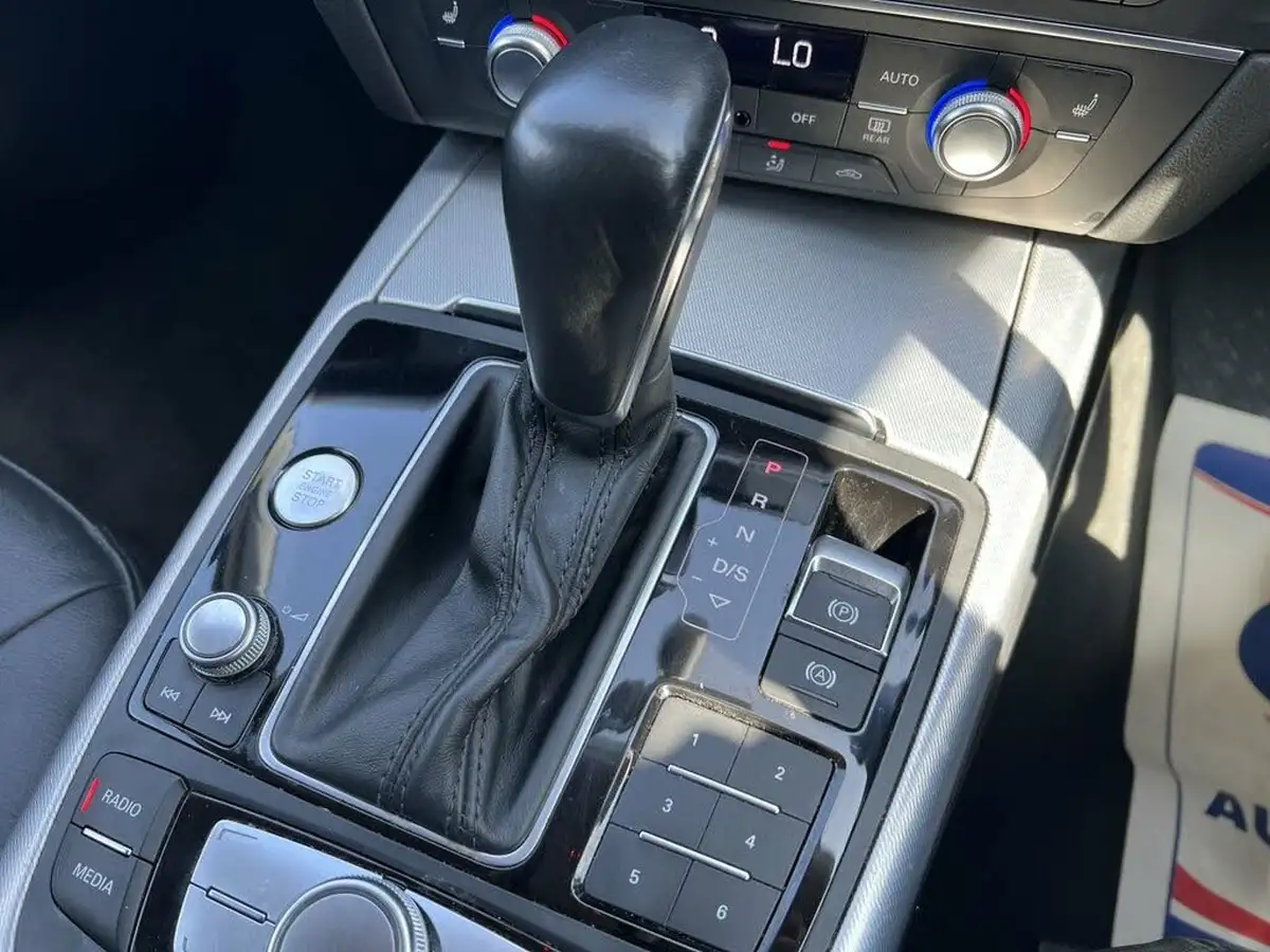2018-audi-a6-avant-18-tfsi-se-executive-big-35