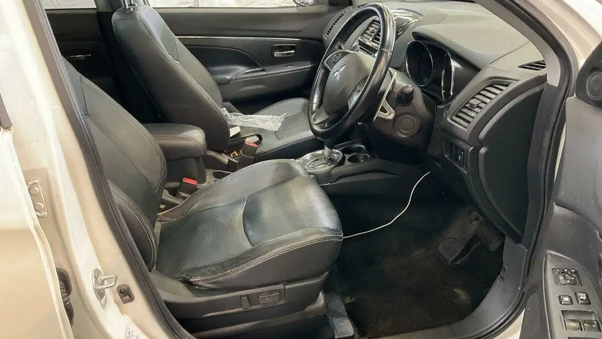2015-mitsubishi-asx-22di-d-4-big-4