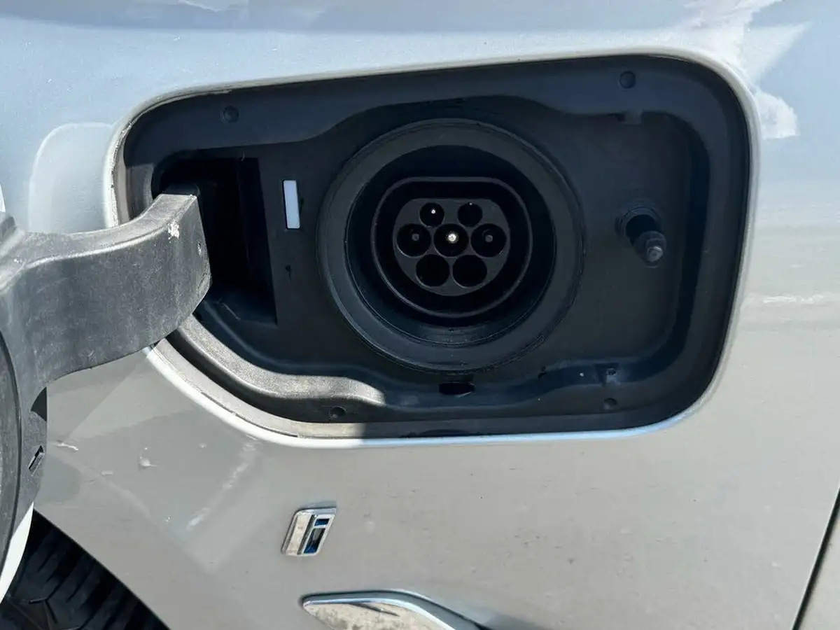 2019-bmw-5-series-20-530e-se-auto-big-7