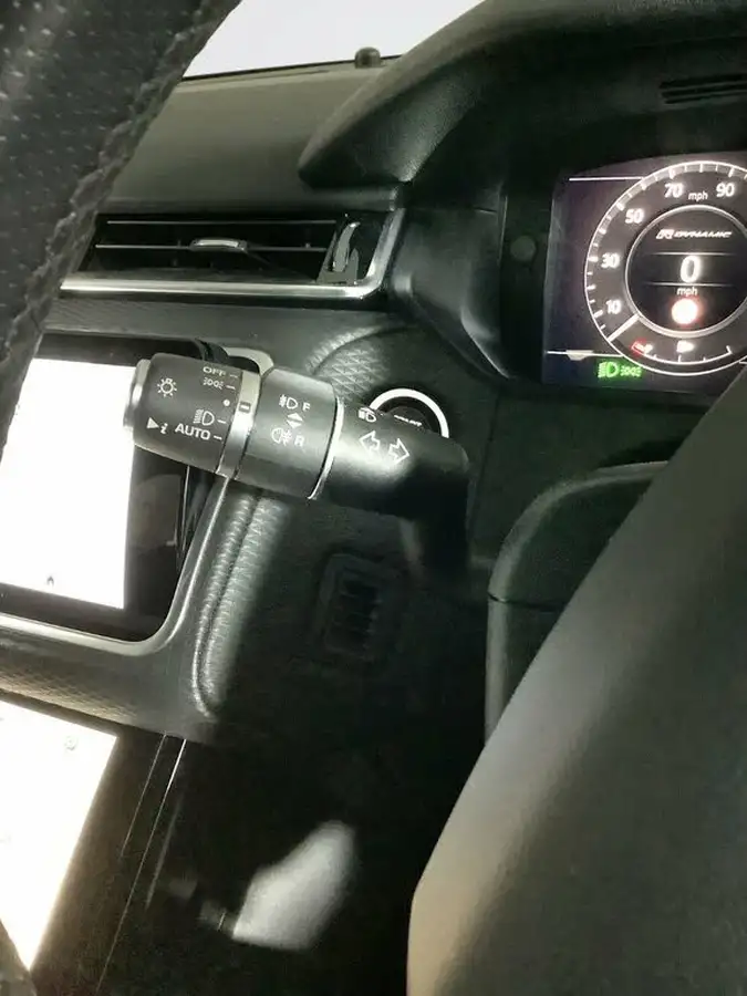 2018-land-rover-range-rover-velar-20-d240-r-dynamic-se-ss-big-18