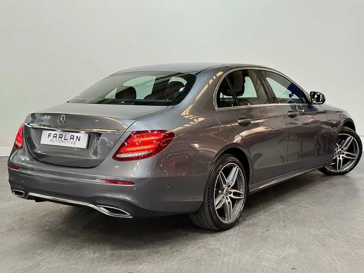 2017-mercedes-benz-e-class-20d-e220d-amg-line-ss-saloon-4d-big-23
