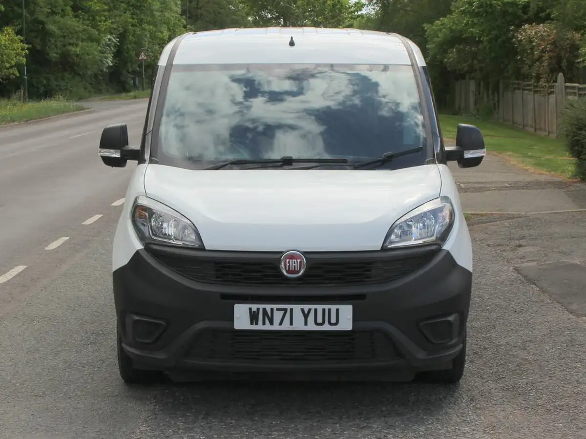 2021-fiat-doblo-cargo-13td-l2h1-maxi-panel-van-big-19