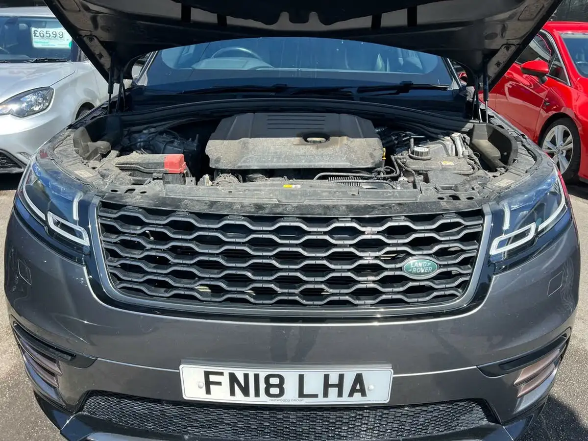 2018-land-rover-range-rover-velar-20-d180-r-dynamic-se-ss-big-15