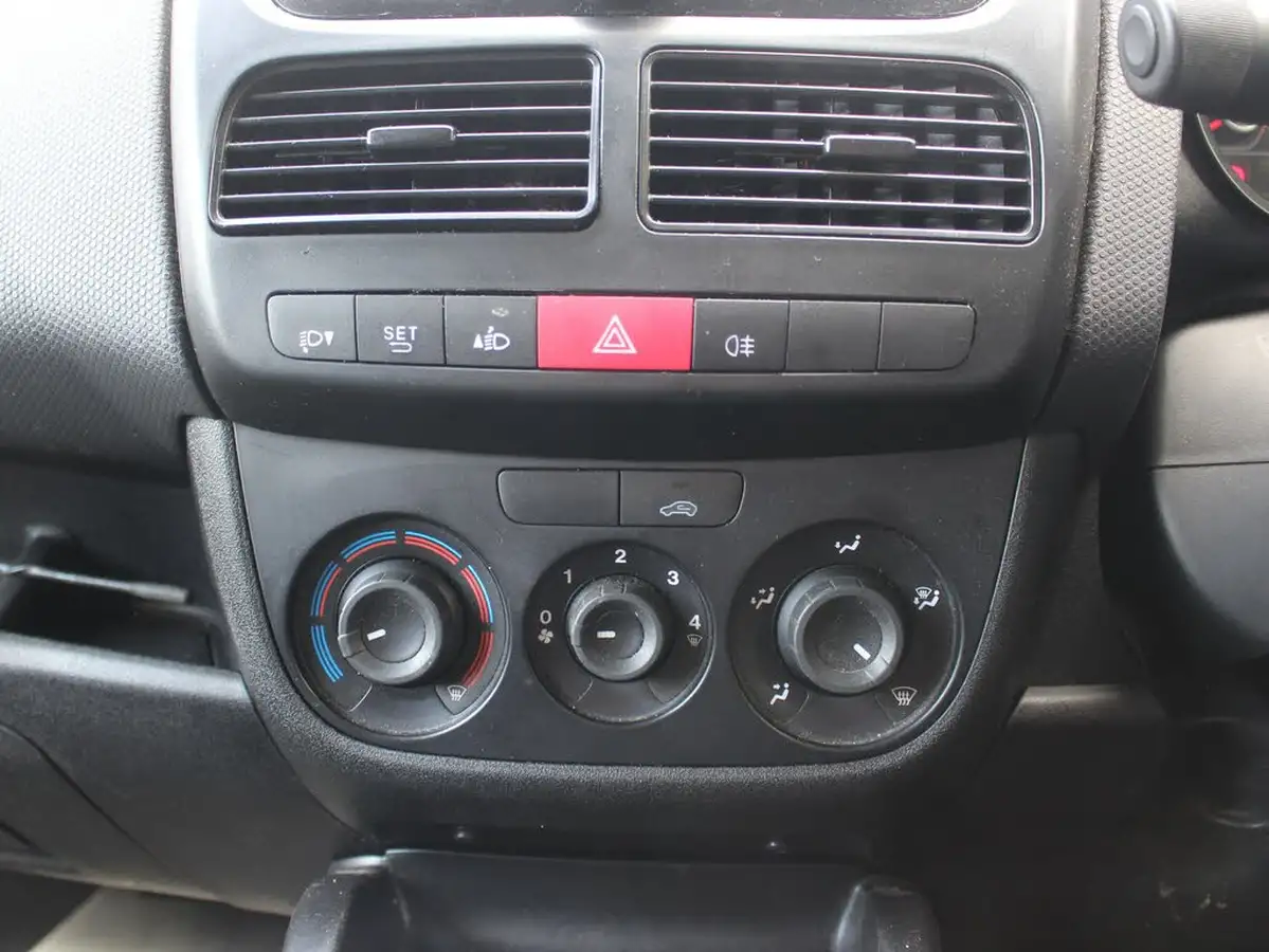 2021-fiat-doblo-cargo-13td-l2h1-maxi-panel-van-big-43