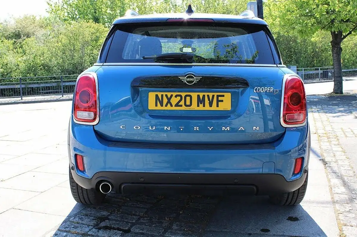 2020-mini-countryman-20td-cooper-d-classic-comfortnav-plus-all4-big-6