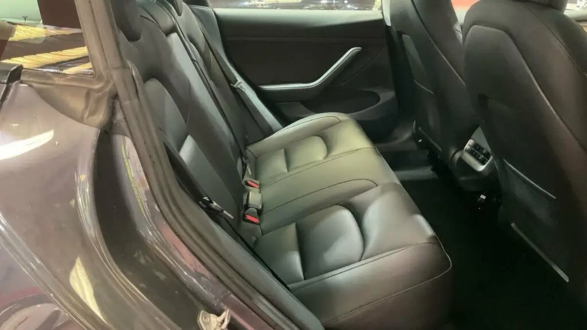 2021-tesla-model-3-e-long-range-4x4-big-10