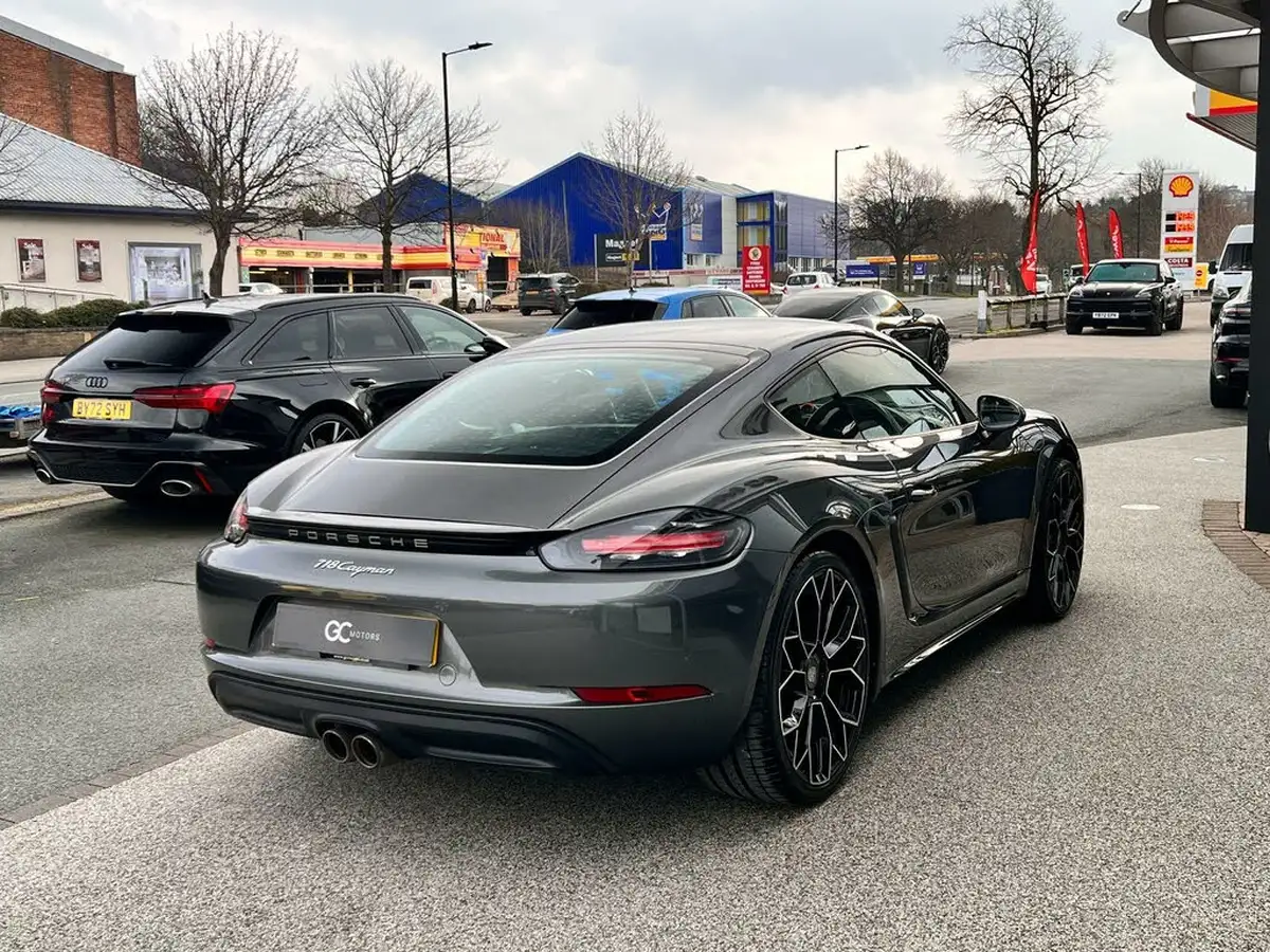 2019-porsche-cayman-718-20-cayman-pdk-big-9