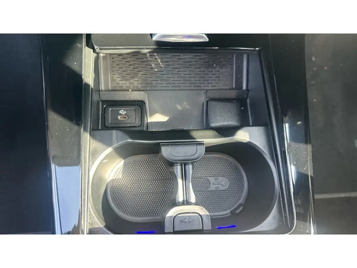 2024-mercedes-benz-a-class-13-a180-amg-line-executive-hatchback-5d-7g-dct-big-41