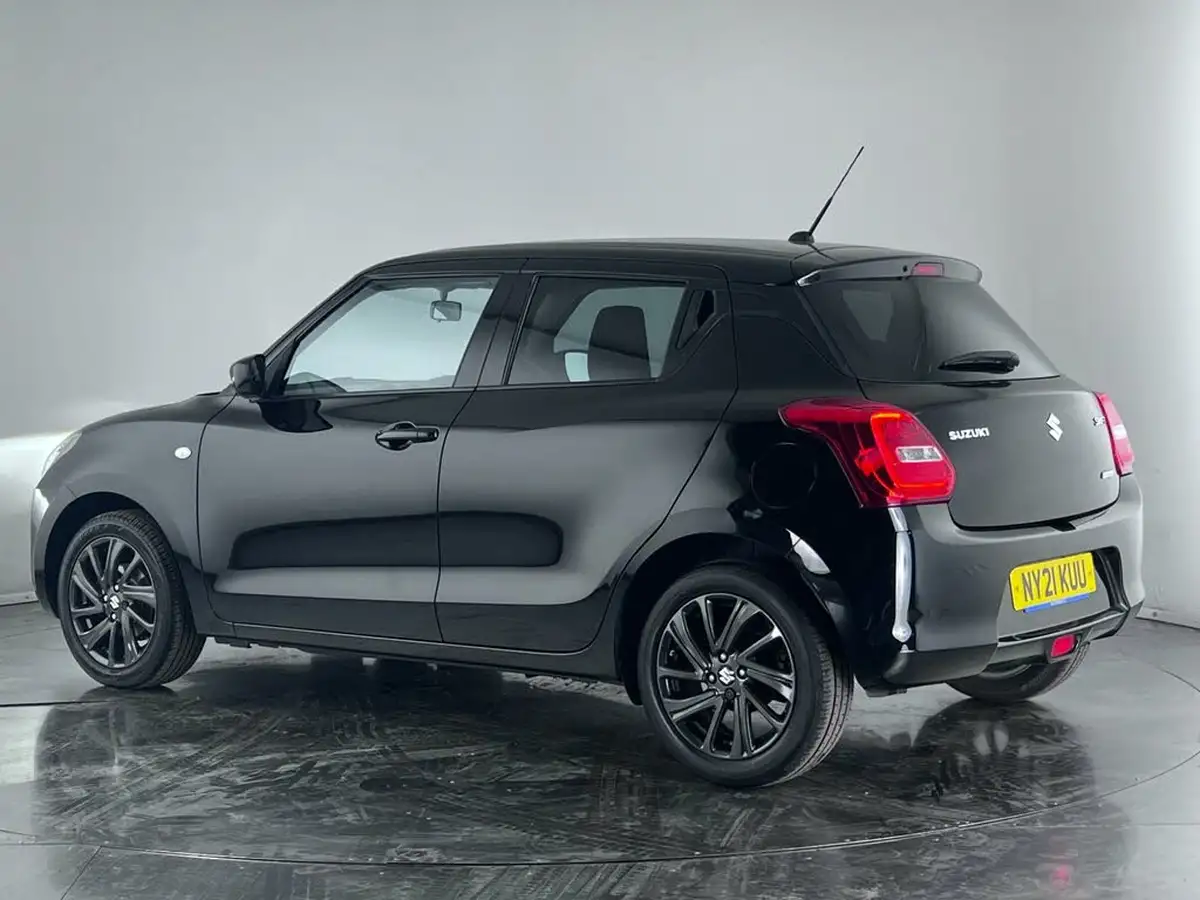 2021-suzuki-swift-12-dualjet-sz-l-big-3