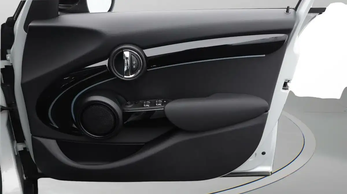 2022-mini-cooper-15-cooper-classic-hatchback-5d-auto-big-14