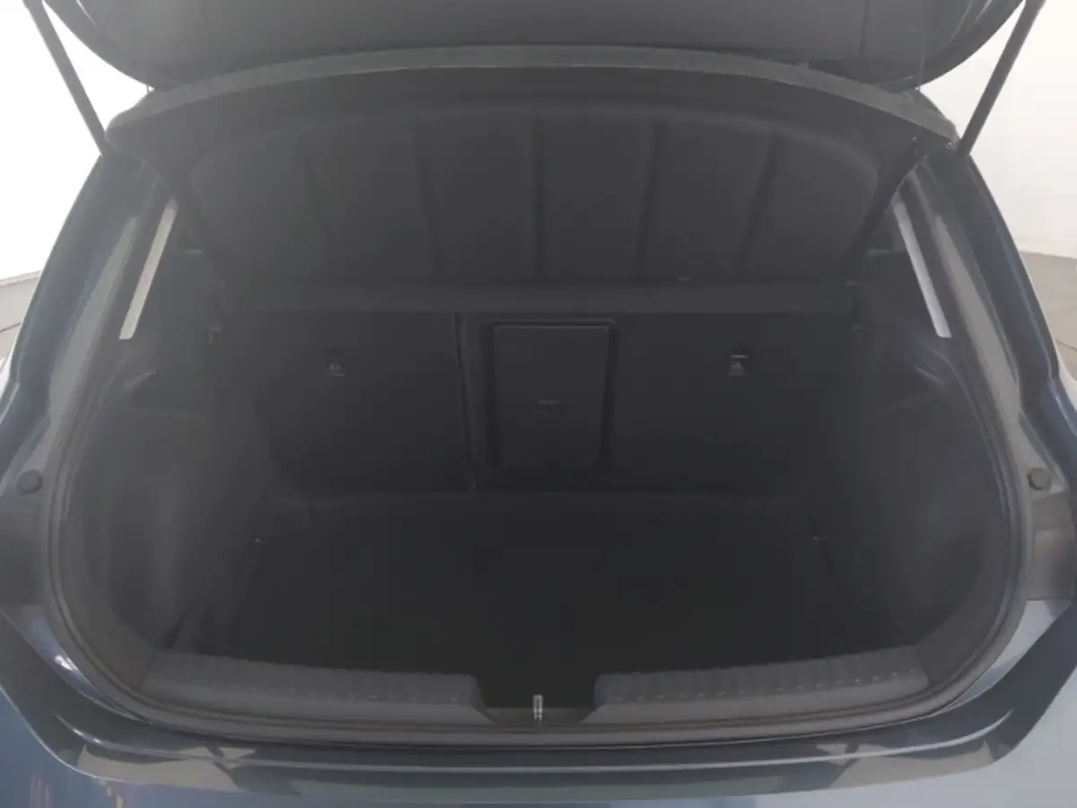 2018-mini-cooper-15-cooper-series-ii-chilinav-plusss-hatchback-3d-big-7