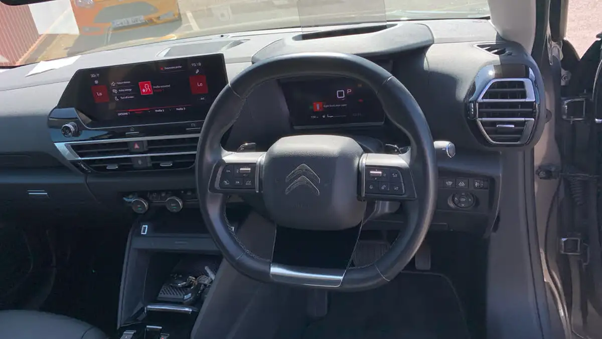 2021-citroen-c4-12-puretech-shine-plus-155ps-big-3