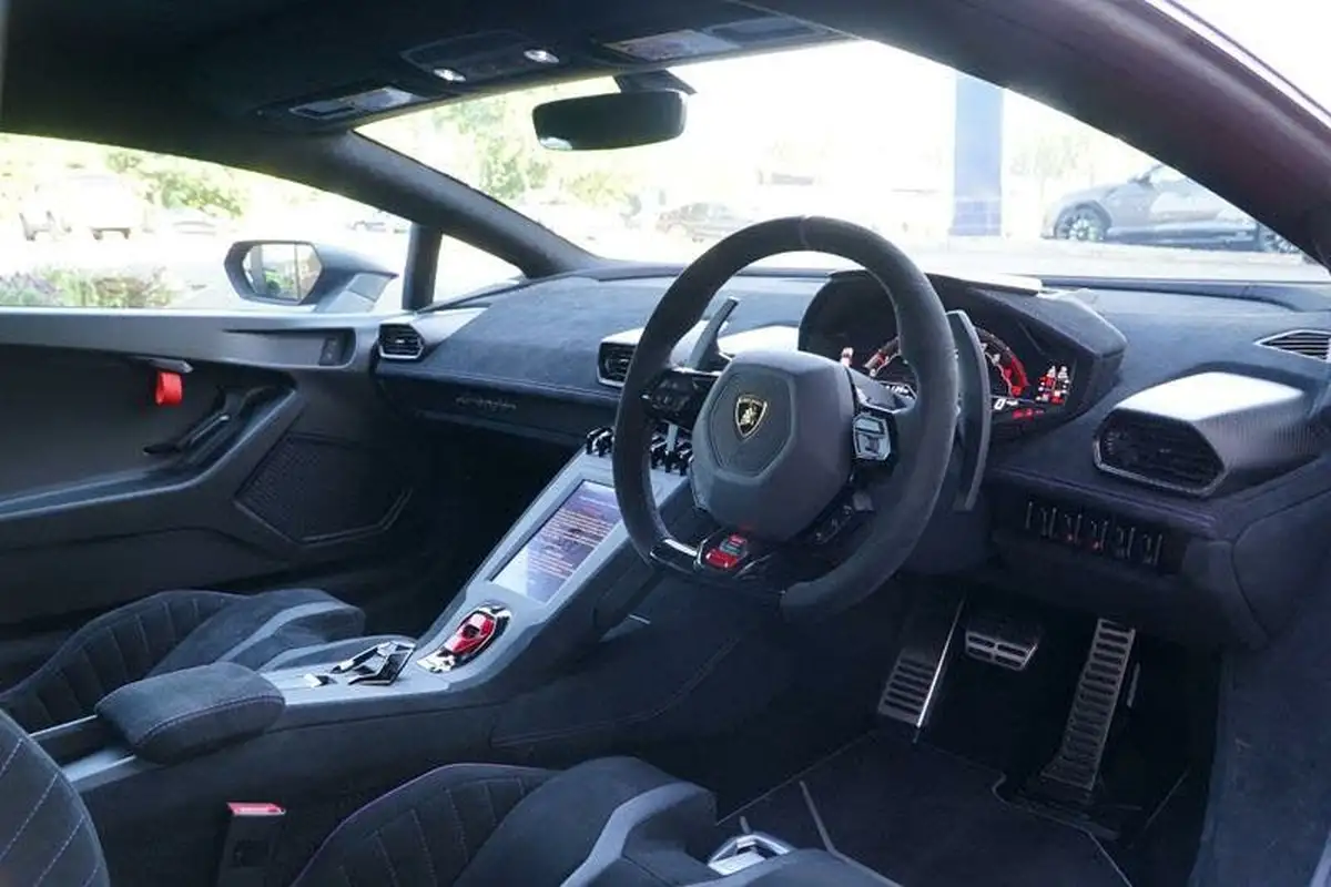 2023-lamborghini-huracan-big-15