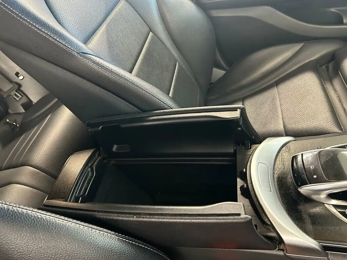 2015-mercedes-benz-glc-class-21d-glc250d-amg-line-ss-big-30