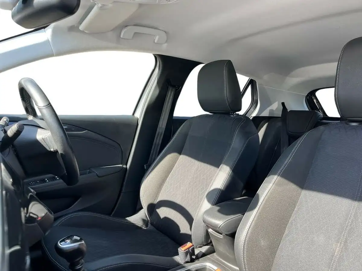 2021-vauxhall-corsa-12-turbo-elite-nav-premium-big-8