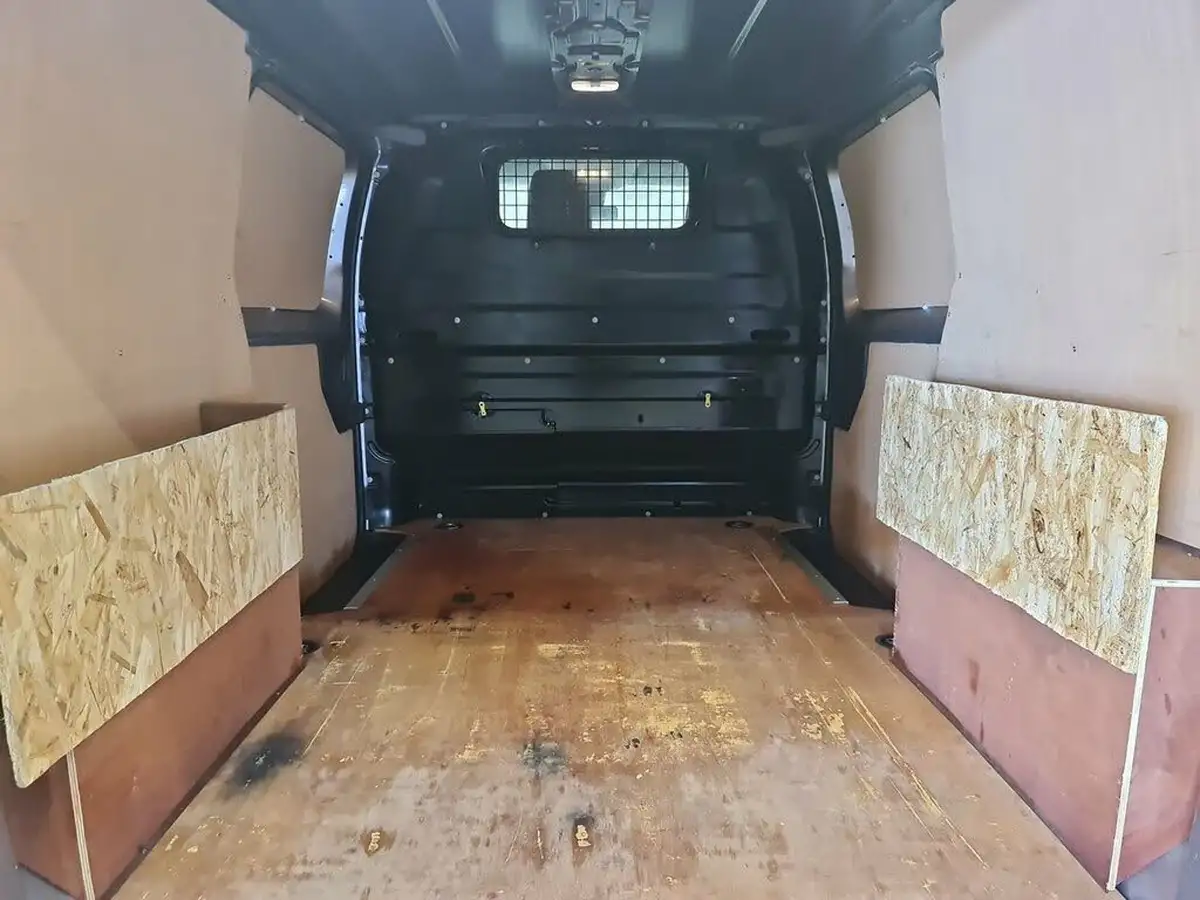 2022-toyota-proace-15d-icon-medium-big-15