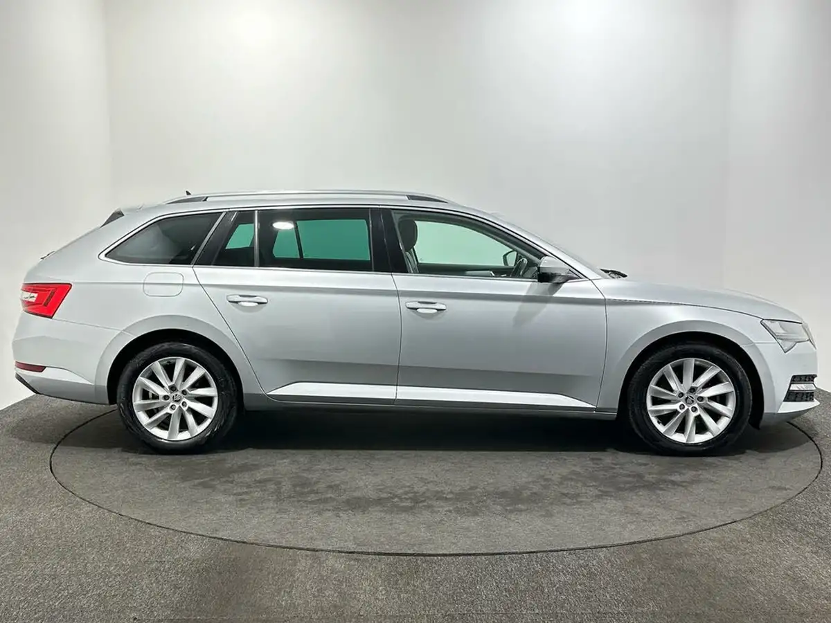 2020-skoda-superb-20tdi-se-technology-150ps-estate-dsg-big-8