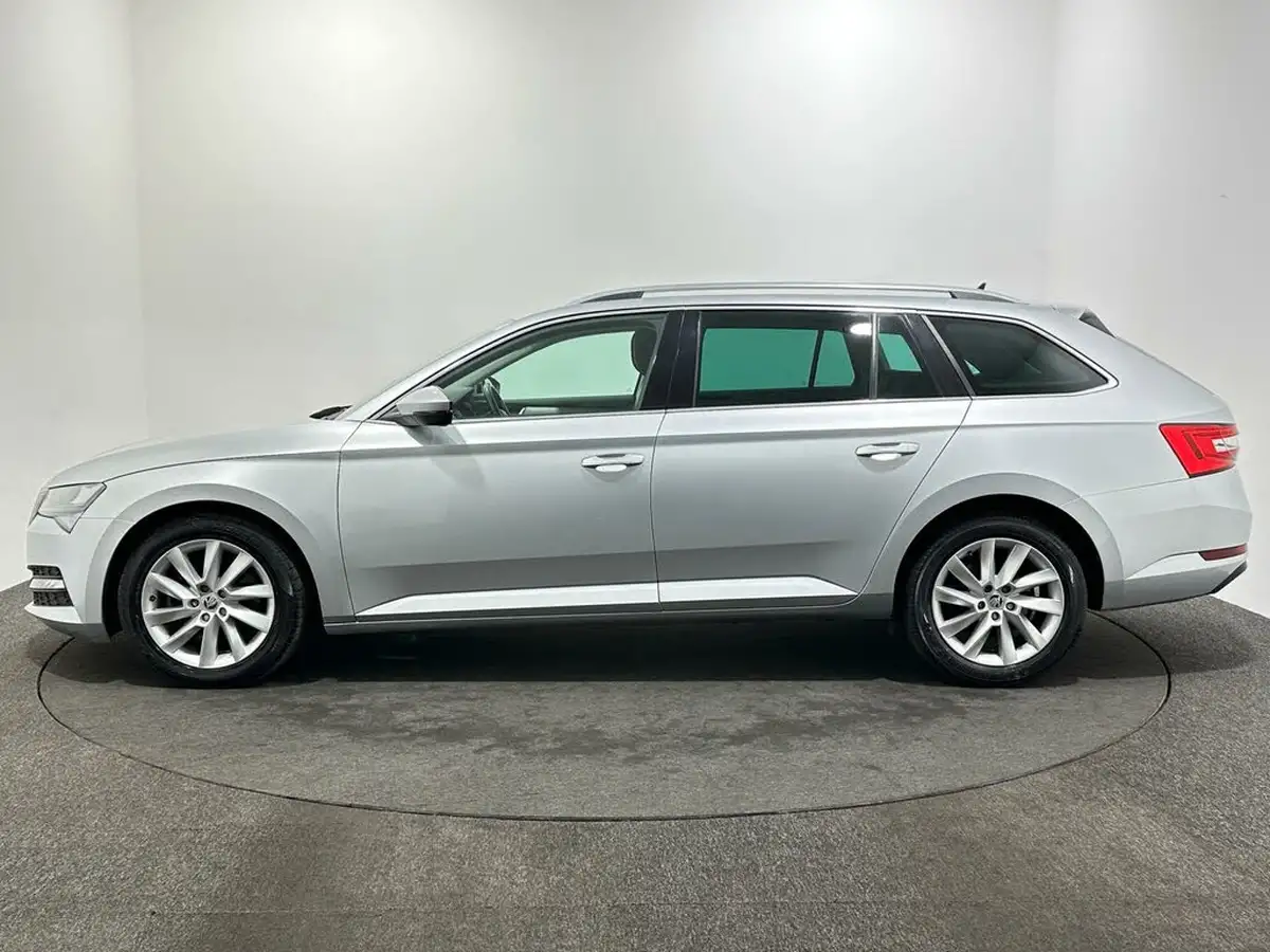2020-skoda-superb-20tdi-se-technology-150ps-estate-dsg-big-4