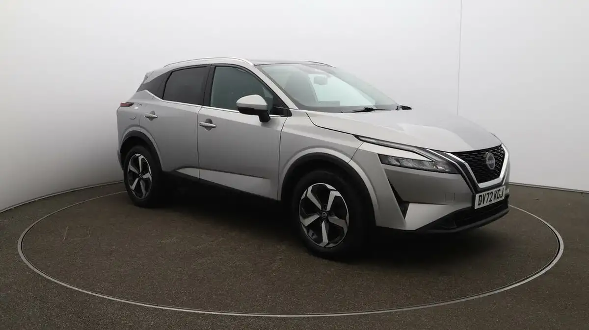 2022-nissan-qashqai-13-dig-t-n-connecta-140ps-big-1