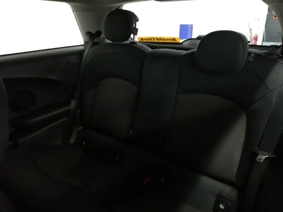 2022-mini-cooper-15-cooper-classic-hatchback-3d-auto-big-5