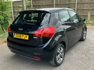 2016-kia-venga-14-2-small-5