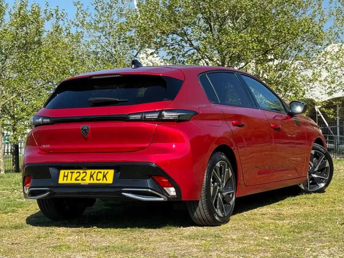 2022-peugeot-308-12-puretech-allure-premium-eat8-big-6