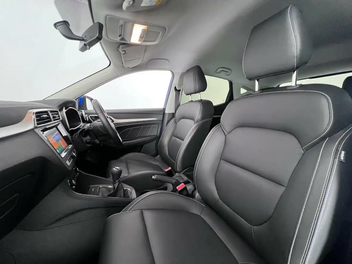2019-mg-zs-suv-15-vti-tech-exclusive-106ps-big-11