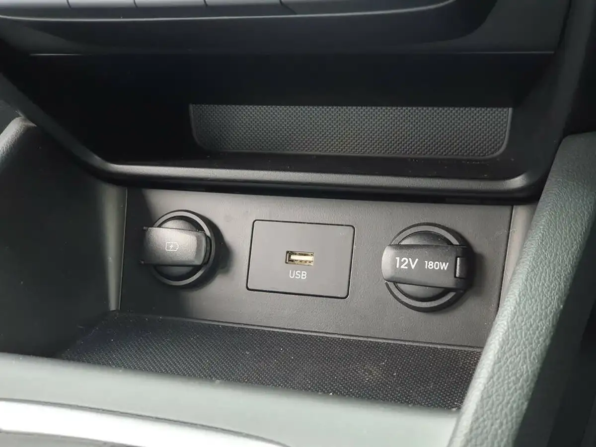2022-hyundai-kona-10-t-gdi-se-connect-big-19