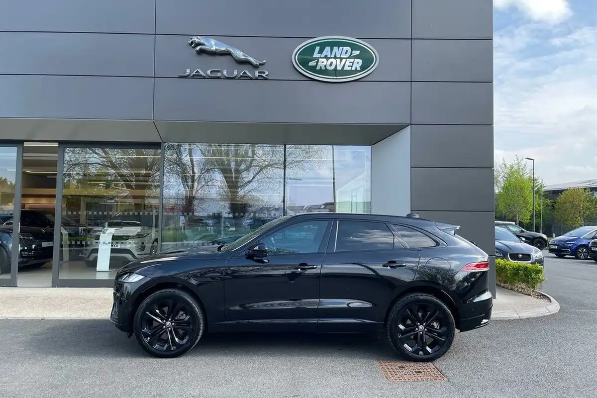 2024-jaguar-f-pace-20-p400e-r-dynamic-hse-black-90th-anniversary-edition-big-25