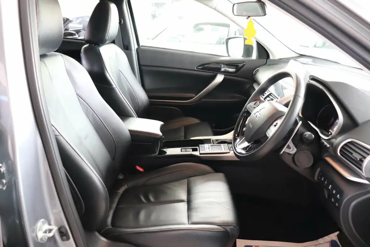 2018-mitsubishi-eclipse-cross-15-4-auto-big-18