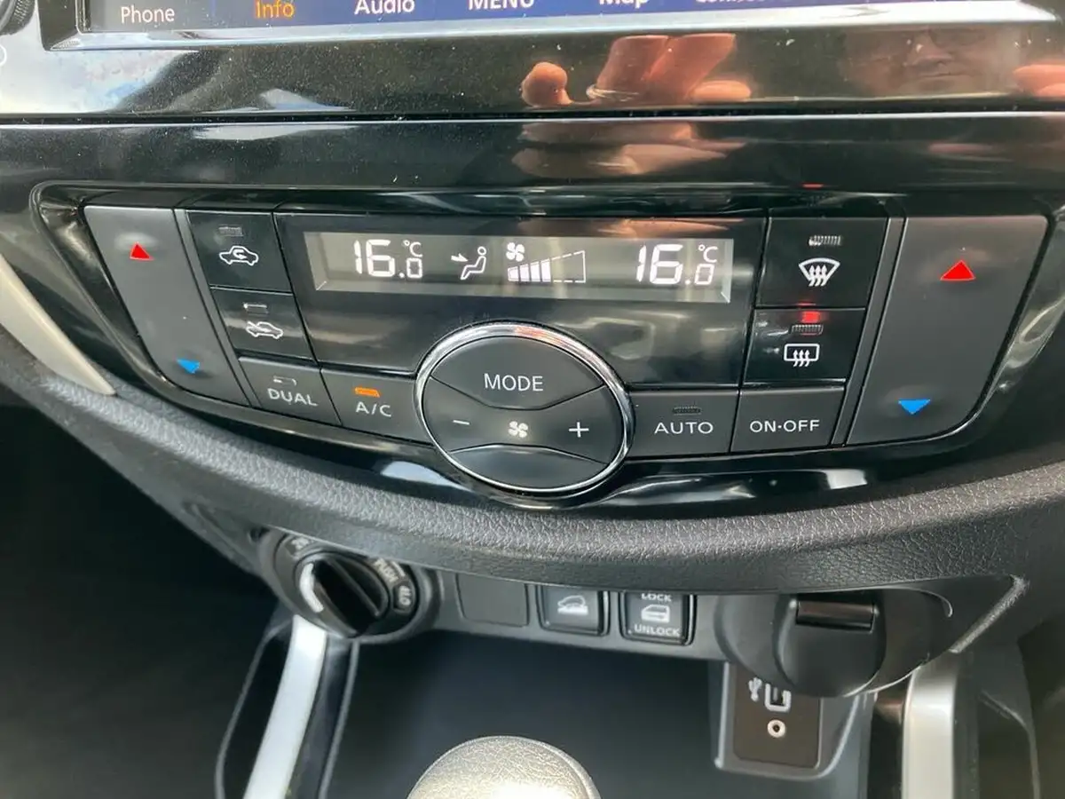 2021-nissan-navara-23dci-tt-n-guard-8-navileathersunroof-auto-big-11