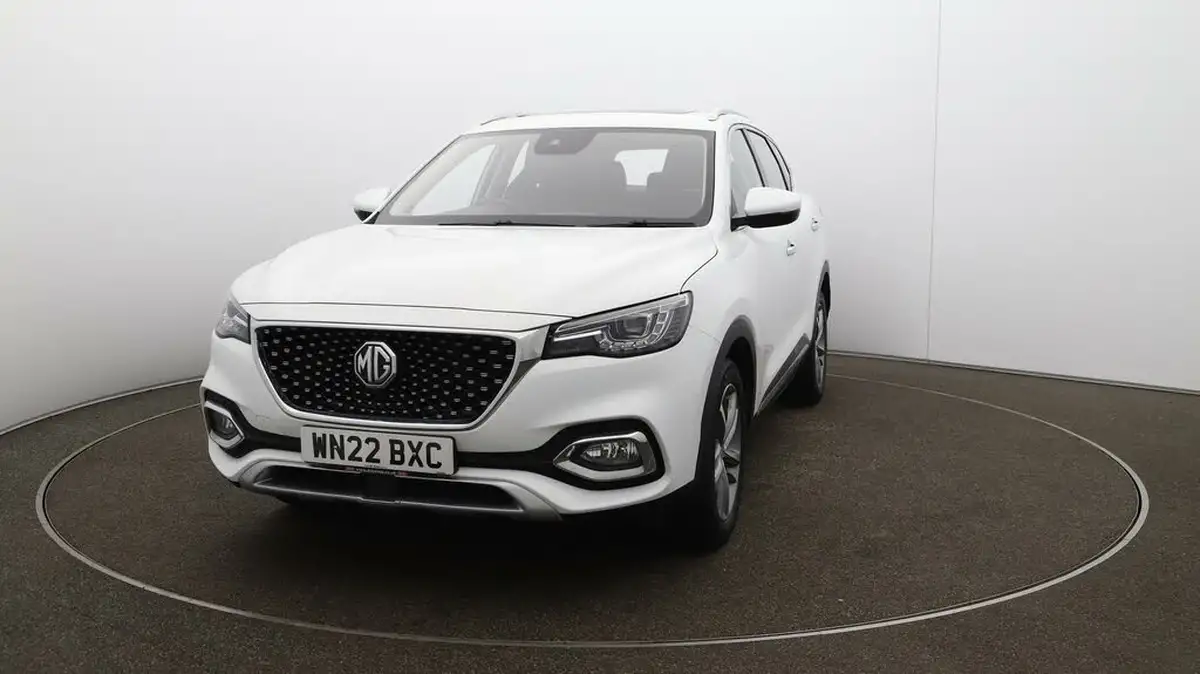 2022-mg-hs-15t-gdi-exclusive-162ps-dct-big-32