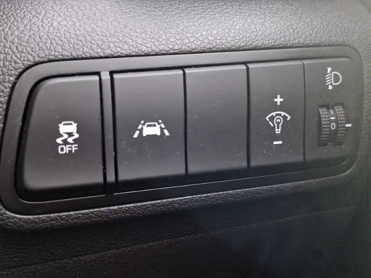 2019-hyundai-tucson-16-gdi-se-nav-big-13