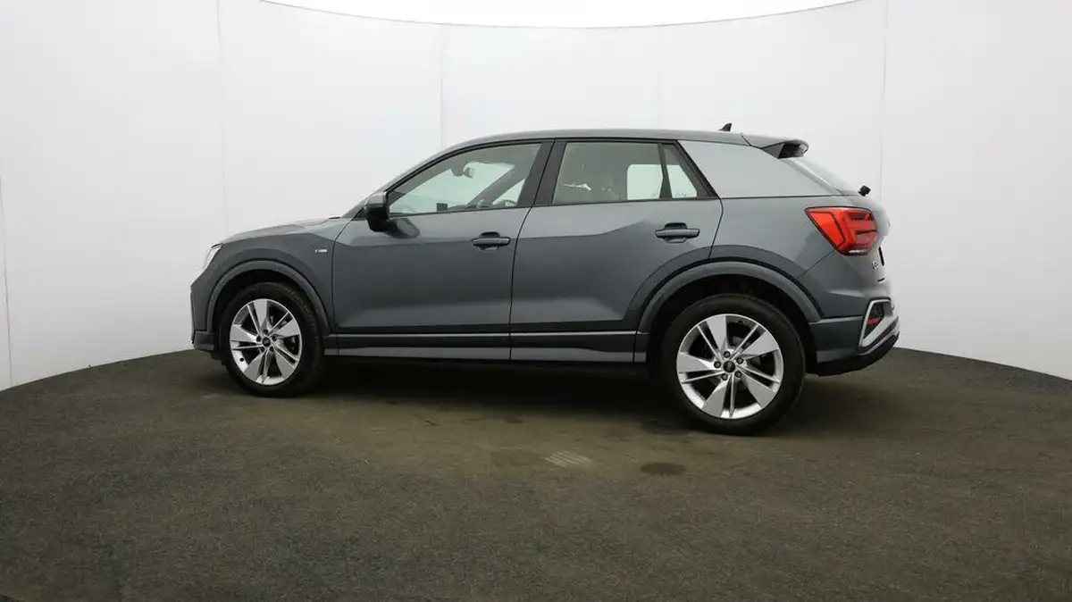 2021-audi-q2-15-35-tfsi-s-line-tronic-big-57