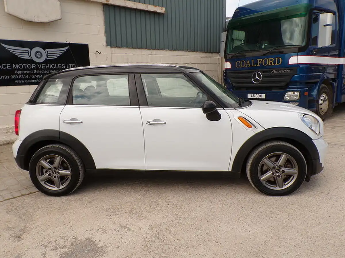 2011-mini-countryman-16td-cooper-d-112bhp-1598cc-big-10